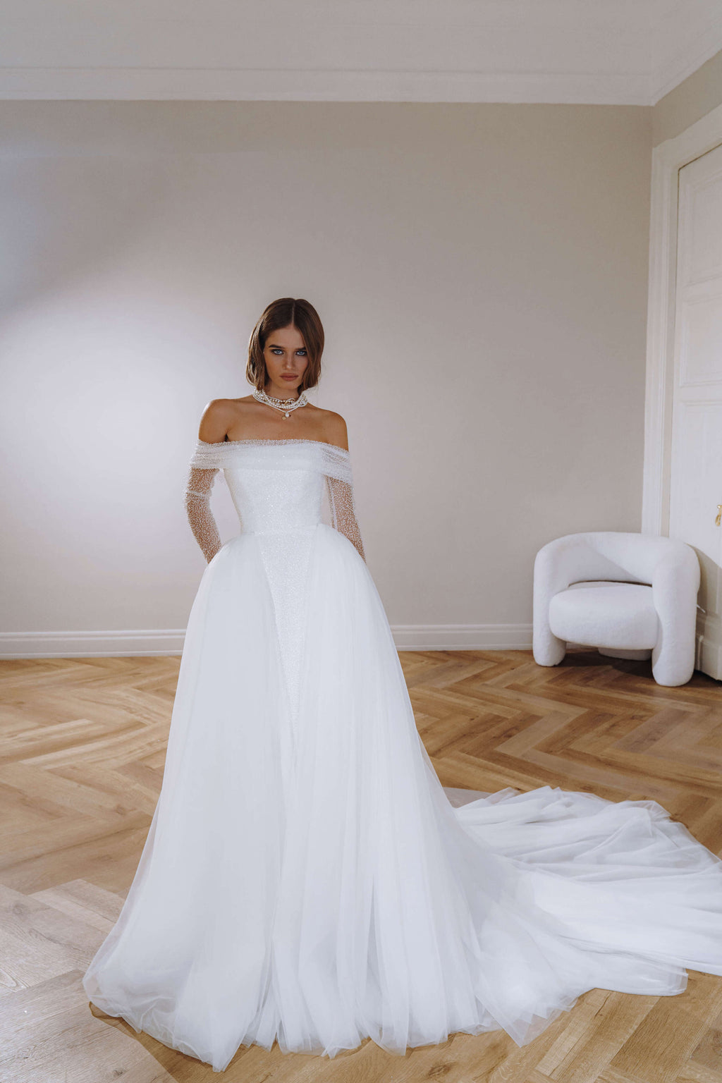 YVONNE fluffy Gown
