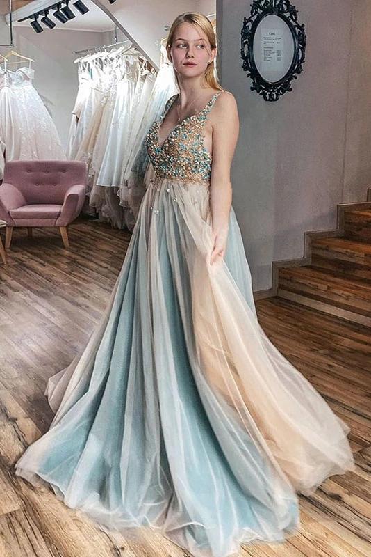 LOVELY Prom Dress